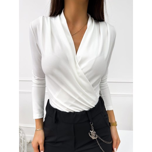 Kremowe Body ze sklepu ModnaKiecka.pl w kategorii Bluzki damskie - zdjęcie 165715495