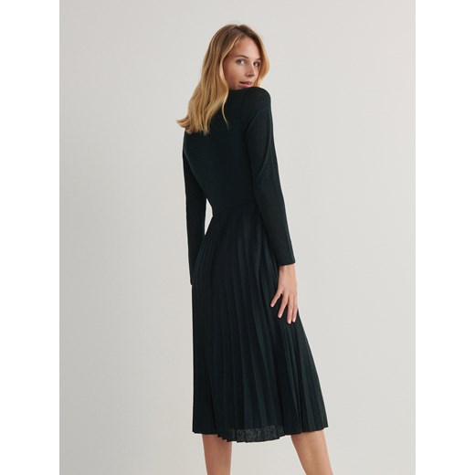 Reserved - Sukienka midi z plisowaniem - ciemny turkus ze sklepu Reserved w kategorii Sukienki - zdjęcie 165718967