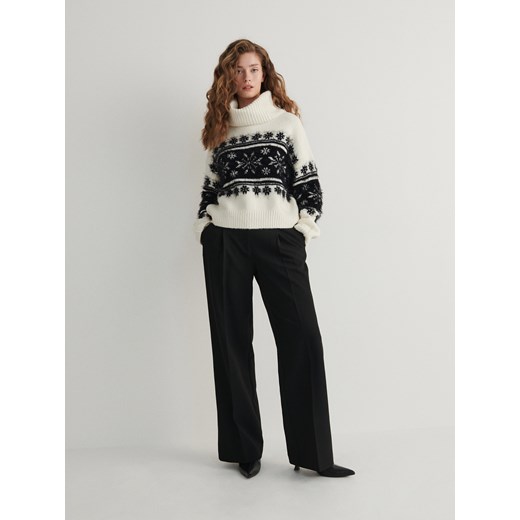 Sweter damski Reserved z golfem wielokolorowy