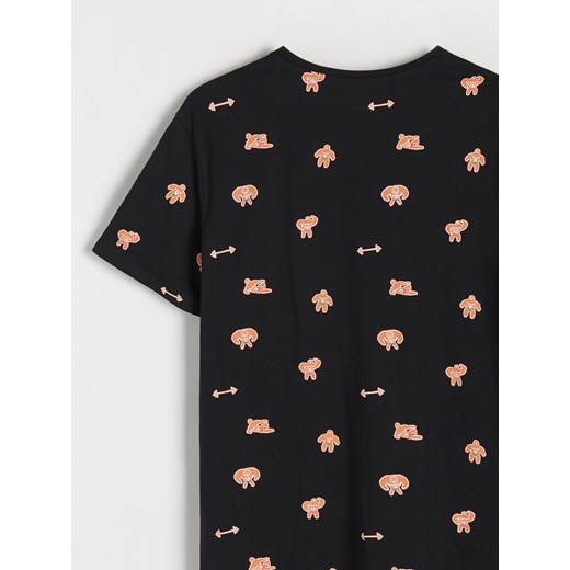 T-shirt męski czarny Reserved na wiosnę z krótkim rękawem