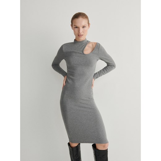 Reserved - Dzianinowa sukienka midi - ciemnoszary ze sklepu Reserved w kategorii Sukienki - zdjęcie 165800108