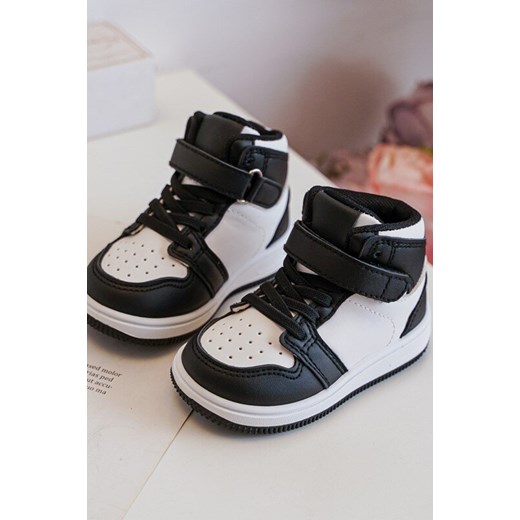 Buty Sportowe Dziecięce Wysokie Biało-Czarne Teredite 105-1C ze sklepu ZAZOO w kategorii Buciki niemowlęce - zdjęcie 165818175