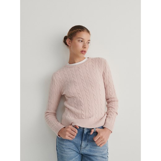 Reserved - Sweter o warkoczowym splocie - różowy ze sklepu Reserved w kategorii Swetry damskie - zdjęcie 165875509
