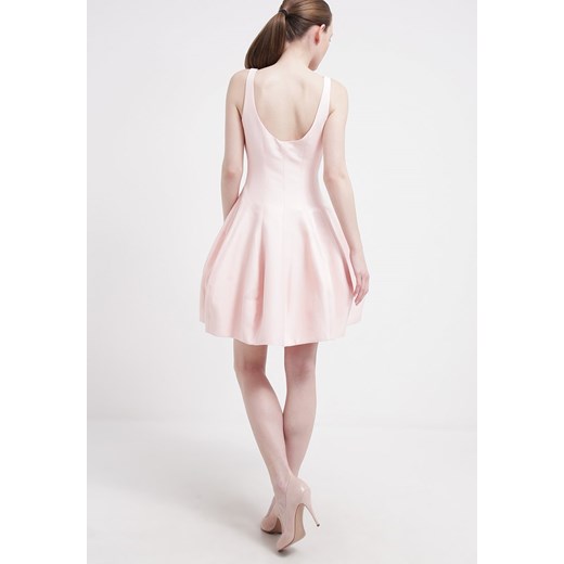 Halston Heritage Sukienka koktajlowa dusty pink zalando bezowy bez wzorów/nadruków
