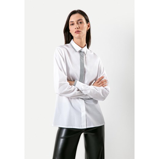 Bawełniana biała koszula z ozdobnymi wstawkami Molton 38 Molton