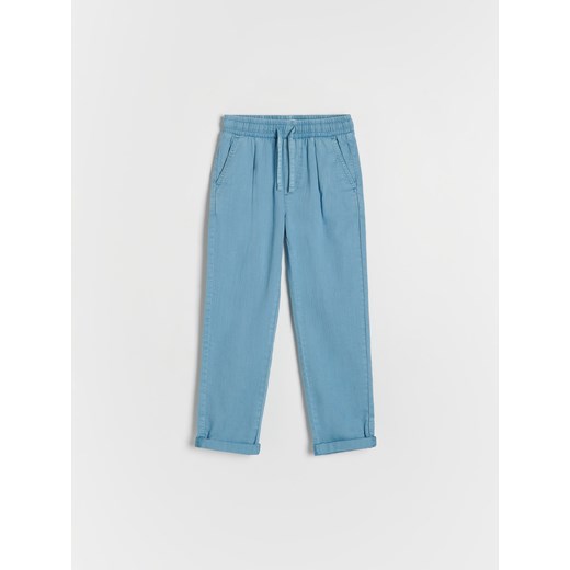 Reserved - Strukturalne spodnie chino - niebieski ze sklepu Reserved w kategorii Spodnie chłopięce - zdjęcie 165991756