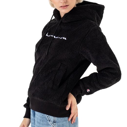 Bluza Champion Hooded Sweatshirt 116598-KK001 - czarna ze sklepu streetstyle24.pl w kategorii Bluzy damskie - zdjęcie 166026688