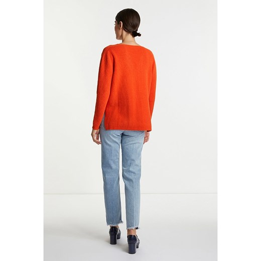 Sweter damski Rich & Royal casual z dekoltem w serek 