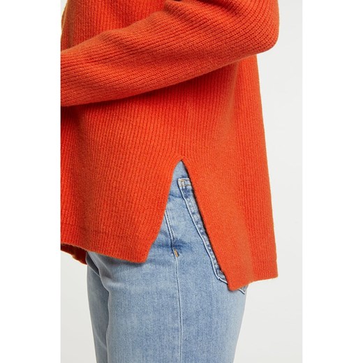 Rich & Royal sweter damski casual z dekoltem w serek 