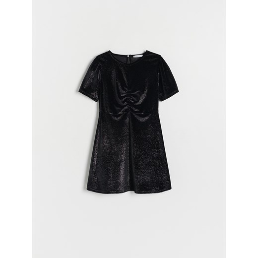 Reserved - Błyszcząca sukienka - czarny ze sklepu Reserved w kategorii Sukienki dziewczęce - zdjęcie 166059647