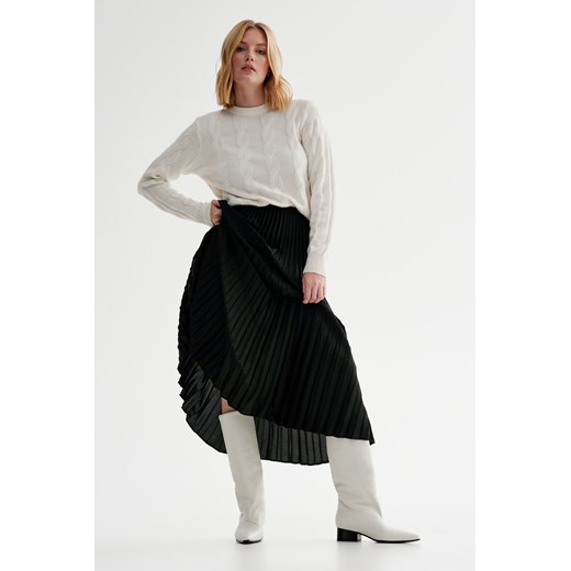 Estro: Białe kozaki damskie z szeroką cholewą ze skóry naturalnej Estro 39 okazja Estro