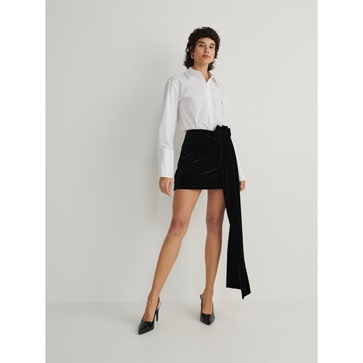 Reserved - Spódnica mini z broszką - czarny ze sklepu Reserved w kategorii Spódnice - zdjęcie 166088488