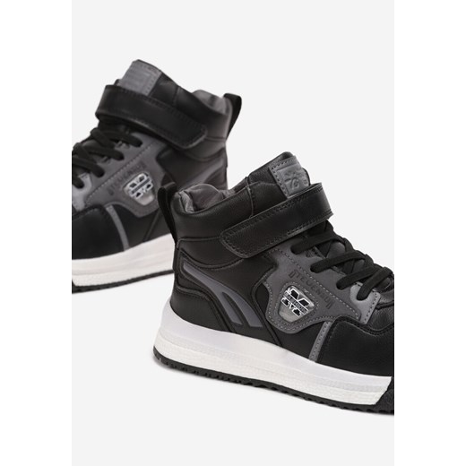 Buty zimowe dziecięce Born2be