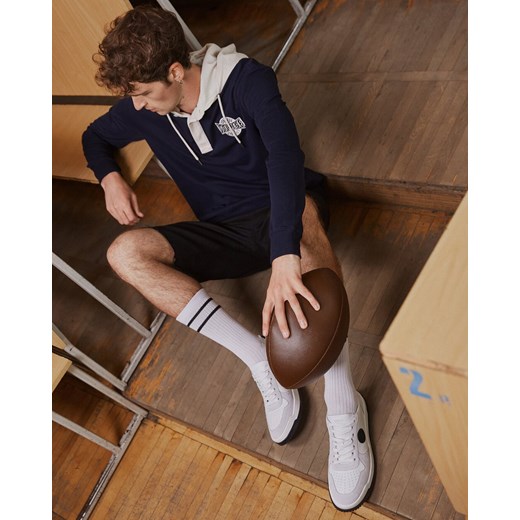 Estro: Biało-szare sneakersy męskie z zamszu i skóry naturalniej ze sklepu Estro w kategorii Buty sportowe męskie - zdjęcie 166116919
