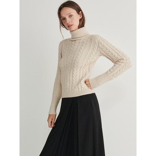 Reserved - Sweter z golfem - kremowy ze sklepu Reserved w kategorii Swetry damskie - zdjęcie 166166305