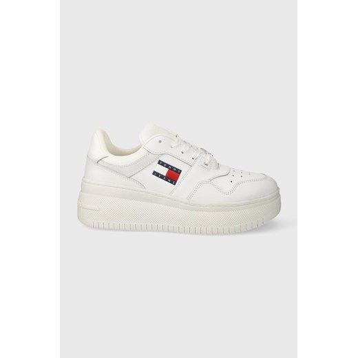 Tommy Jeans sneakersy TJW RETRO BASKET FLATFORM ESS kolor biały EN0EN02506 ze sklepu ANSWEAR.com w kategorii Buty sportowe damskie - zdjęcie 166184066