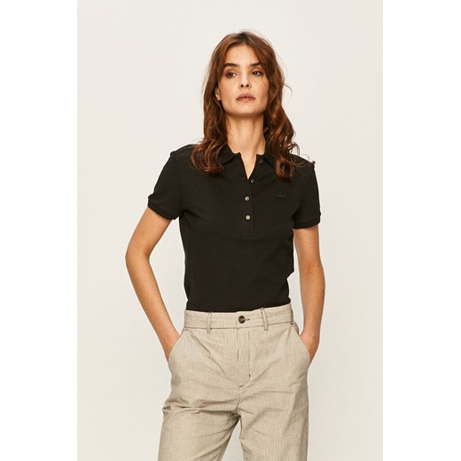 Lacoste T-shirt PF5462 damski kolor czarny z kołnierzykiem PF5462-001 ze sklepu PRM w kategorii Bluzki damskie - zdjęcie 166194969