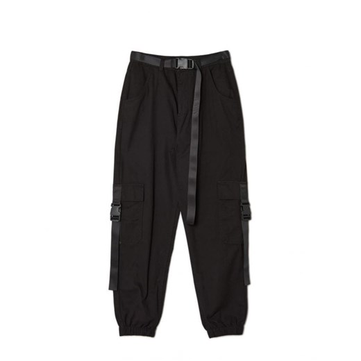 Cropp - Czarne joggery z paskiem - czarny Cropp 36 Cropp
