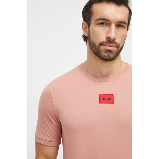 HUGO t-shirt bawełniany kolor różowy z aplikacją 50447978 ze sklepu ANSWEAR.com w kategorii T-shirty męskie - zdjęcie 166233379