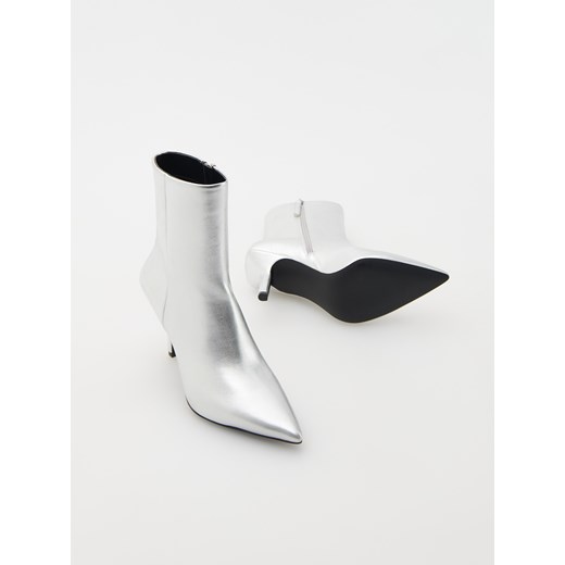 Botki srebrne Reserved na szpilce eleganckie 