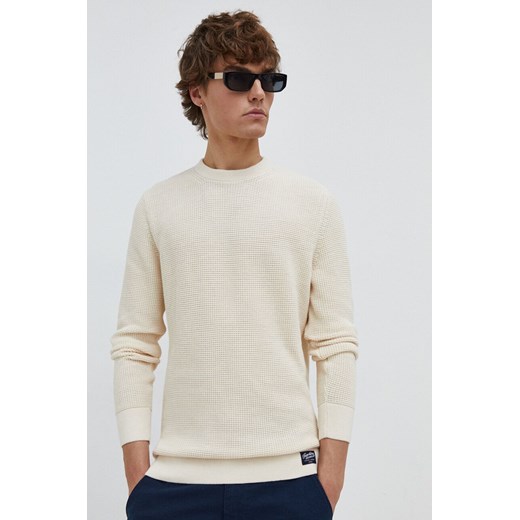 Superdry sweter bawełniany kolor beżowy lekki ze sklepu ANSWEAR.com w kategorii Swetry męskie - zdjęcie 166325906