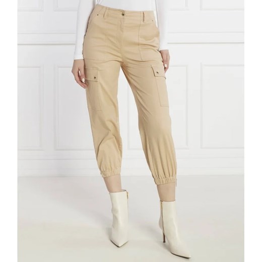 Michael Kors Spodnie cargo | Regular Fit ze sklepu Gomez Fashion Store w kategorii Spodnie damskie - zdjęcie 166387555