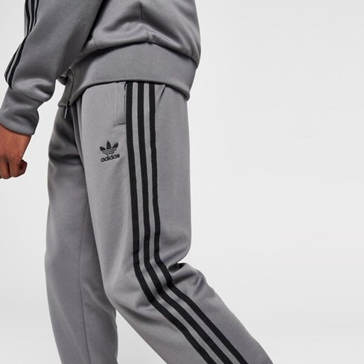 ADIDAS SPODNIE SSTAR TP GRY4/BLK XL JD Sports