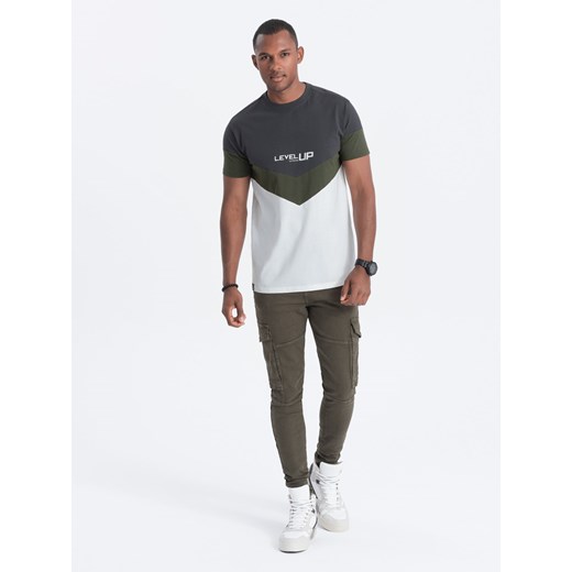 T-shirt męski bawełniany trójkolorowy z logo - grafitowo-oliwkowy V9 S1747 XXL okazja ombre