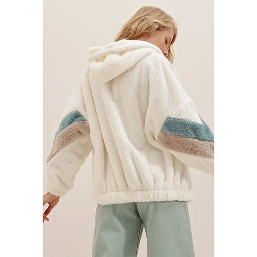 Trend Alacati Kurtka pluszowa w kolorze białym Trend Alacati S wyprzedaż Limango Polska