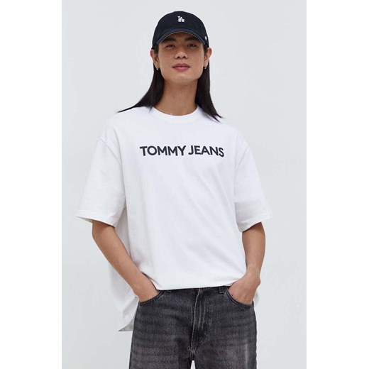 Tommy Jeans t-shirt bawełniany męski kolor biały z nadrukiem DM0DM18267 ze sklepu ANSWEAR.com w kategorii T-shirty męskie - zdjęcie 166504955