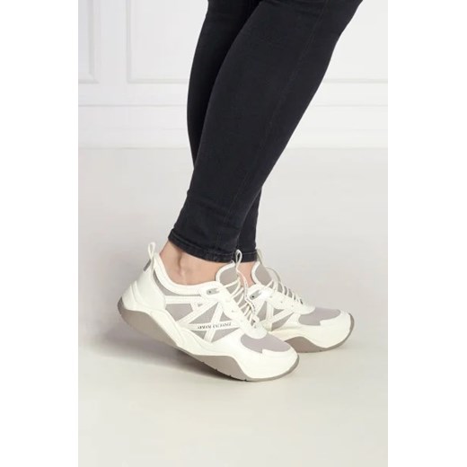 Buty sportowe damskie Armani Exchange sneakersy z tkaniny na platformie