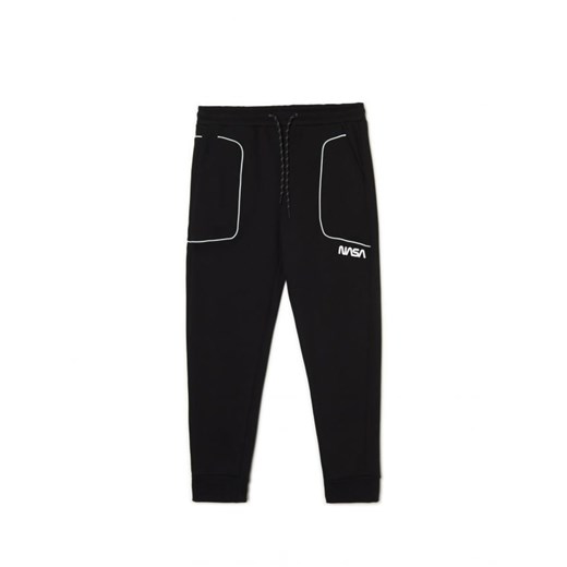 Cropp - Czarne dresowe joggery NASA - czarny Cropp XS Cropp