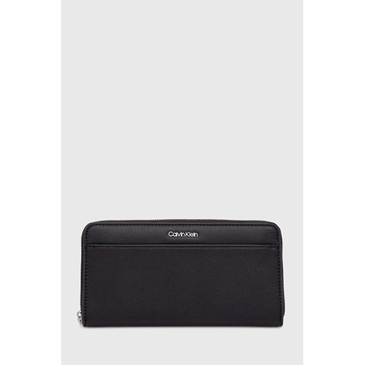 Calvin Klein portfel damski kolor czarny ze sklepu ANSWEAR.com w kategorii Portfele damskie - zdjęcie 166763108