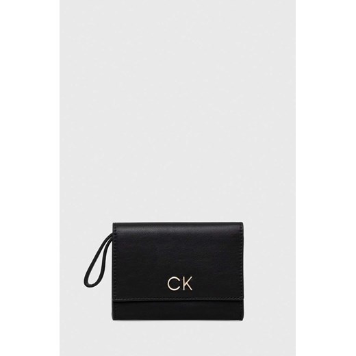 Calvin Klein portfel damski kolor czarny ze sklepu ANSWEAR.com w kategorii Portfele damskie - zdjęcie 166764409