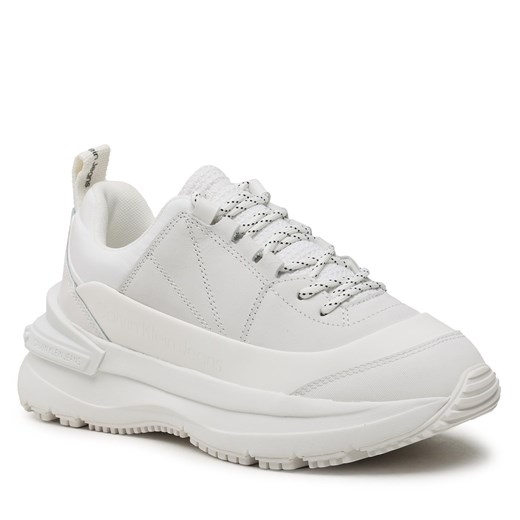 Sneakersy Calvin Klein Jeans Chunky Runner Laceup Hiking YW0YW01048 Bright White 36 promocja eobuwie.pl