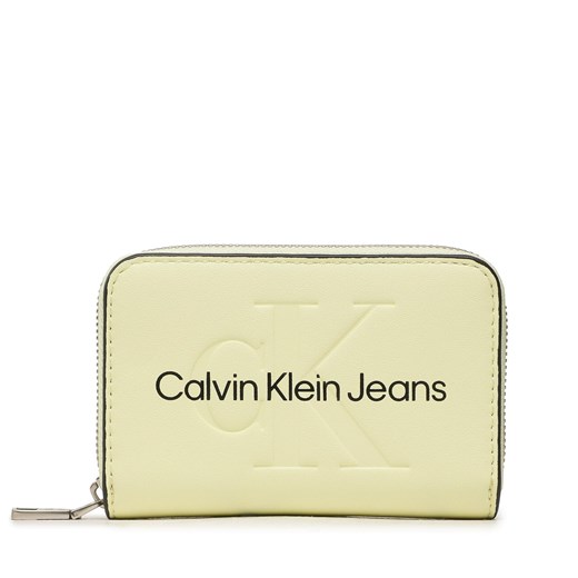 Mały Portfel Damski Calvin Klein Jeans Sculpted Med Zip Around Mono K60K607229 Zielony ze sklepu eobuwie.pl w kategorii Portfele damskie - zdjęcie 166829545