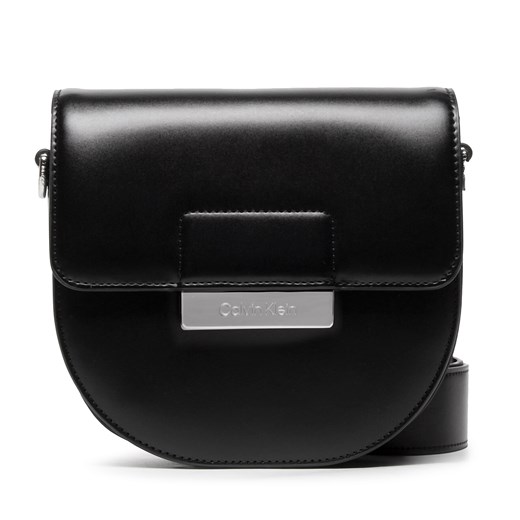 Torebka Calvin Klein Ck Core Saddle Bag Sm K60K609101 BAX Calvin Klein one size eobuwie.pl