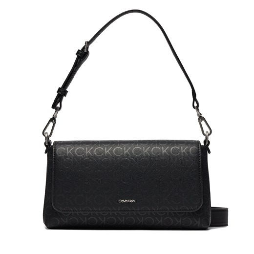 Torebka Calvin Klein Ck Must Shoulder Bag_Epi Mono K60K611360 Czarny ze sklepu eobuwie.pl w kategorii Listonoszki - zdjęcie 166839766