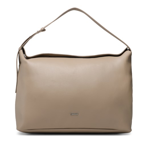 Torebka Calvin Klein Elevated Soft Shoulder Bag Lg K60K610752 Brązowy ze sklepu eobuwie.pl w kategorii Torby Shopper bag - zdjęcie 166887967