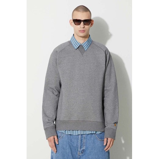 Carhartt WIP bluza Chase Sweat męska kolor szary melanżowa I033660.00CXX ze sklepu PRM w kategorii Bluzy męskie - zdjęcie 166979476
