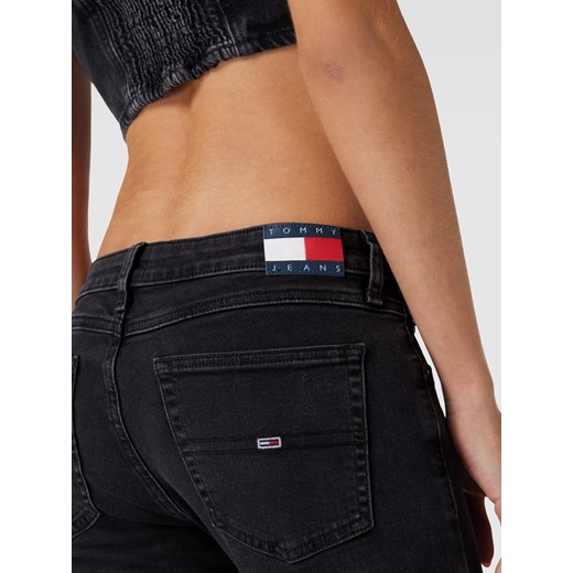 Jeansy o kroju skinny fit z detalami z logo model ‘SOPHIE’ Tommy Jeans 30/30 Peek&Cloppenburg 