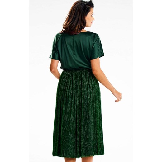 Sukienka AWAMA zielona rozkloszowana z krótkimi rękawami satynowa midi 