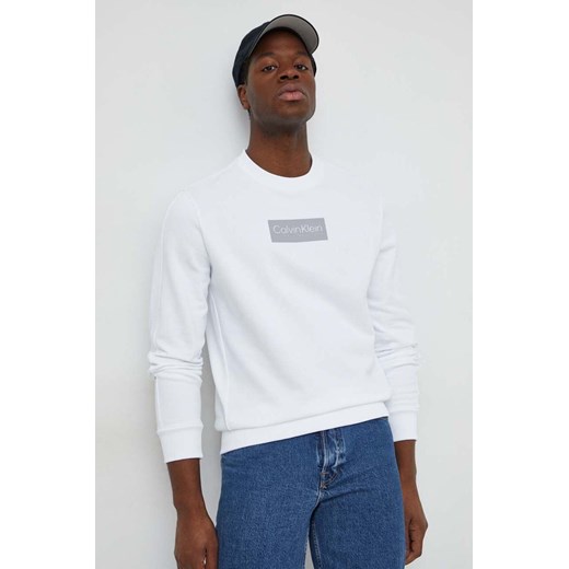 Calvin Klein bluza bawełniana męska kolor biały z aplikacją ze sklepu ANSWEAR.com w kategorii Bluzy męskie - zdjęcie 167387068