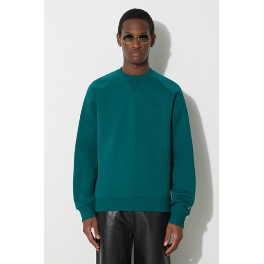 Carhartt WIP bluza Chase Sweat męska kolor zielony gładka I033660.1YWXX ze sklepu PRM w kategorii Bluzy męskie - zdjęcie 167391756
