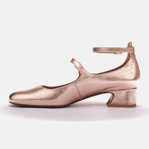 Czółenka Marco Shoes eleganckie na obcasie złote z klamrą 