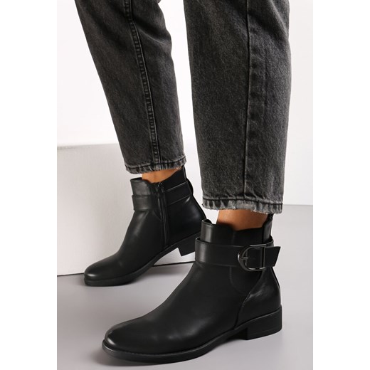 Czarne Botki Sztyblety z Elastyczną Wstawką i Ozdobnym Paskiem Momala Renee 36 promocyjna cena renee.pl