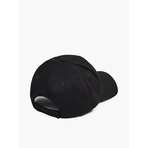 Cropp - Czarna czapka z daszkiem minimalist - czarny Cropp Uniwersalny Cropp
