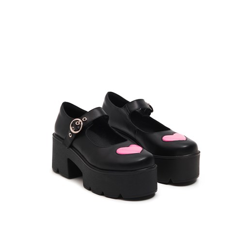 Cropp - Buty Mary Jane z ozdobnym sercem - czarny Cropp 41 Cropp wyprzedaż