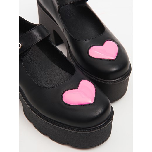 Cropp - Buty Mary Jane z ozdobnym sercem - czarny Cropp 38 wyprzedaż Cropp