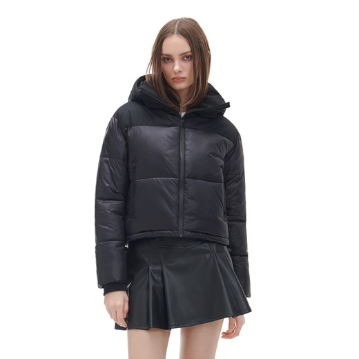 Cropp - Czarna kurtka puffer z kapturem - czarny Cropp XS Cropp